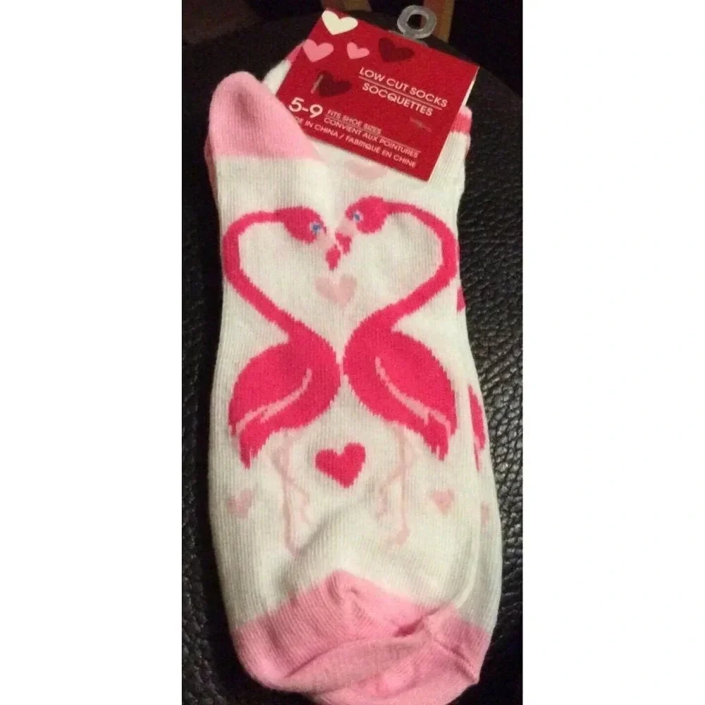 NWT Pink Flamingo Valentines Heart Low Cut Socks Womens Size‎ 5-9